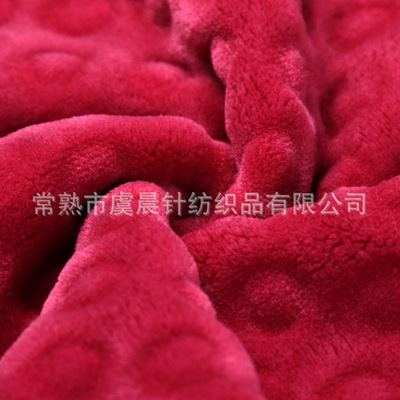 剪花法蘭絨與紅色波點精品面料的卓越品質(zhì)